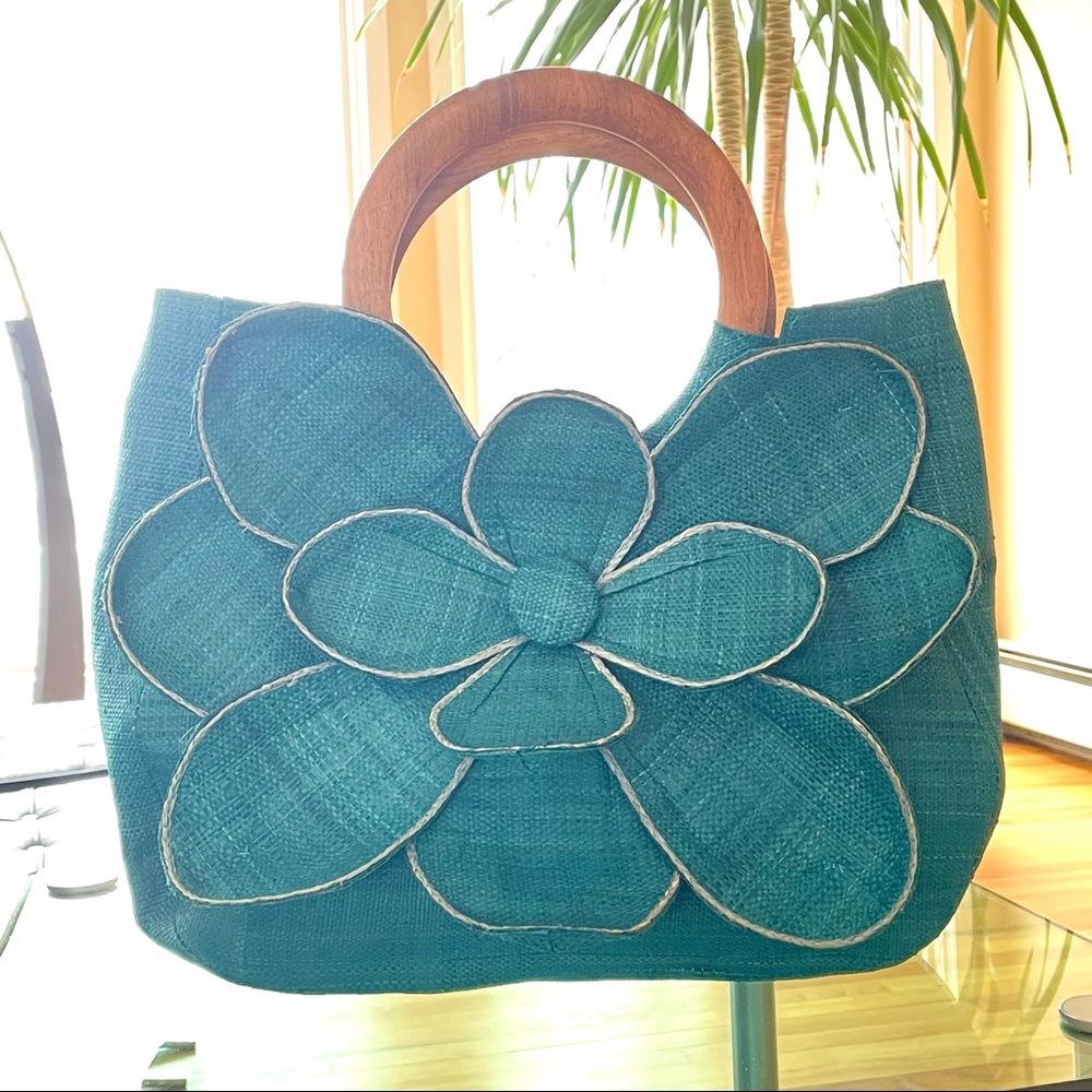 MAR Y SOL Guadalupe Straw Bag